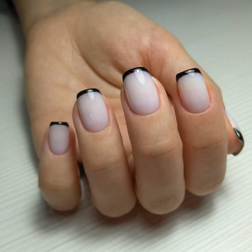 Черный френч на короткие ногти