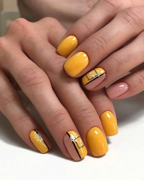 Маникюр в желтых тонах