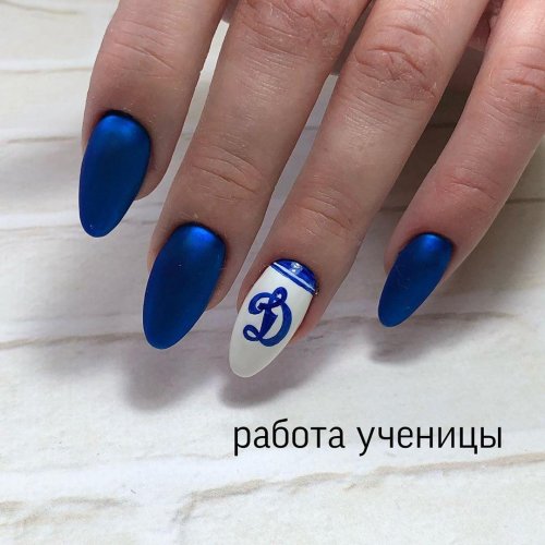 Маникюр