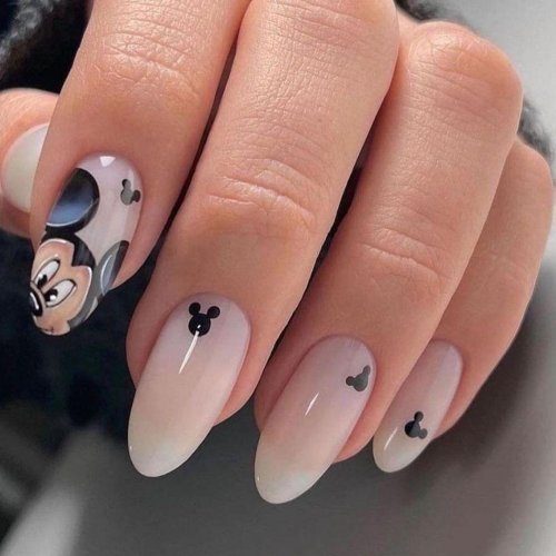 Ногти микки маус