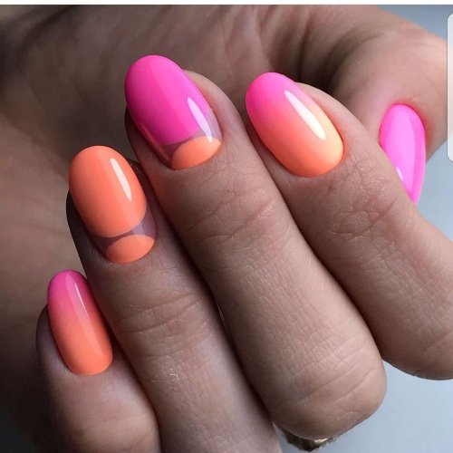 Маникюр омбре коралловый