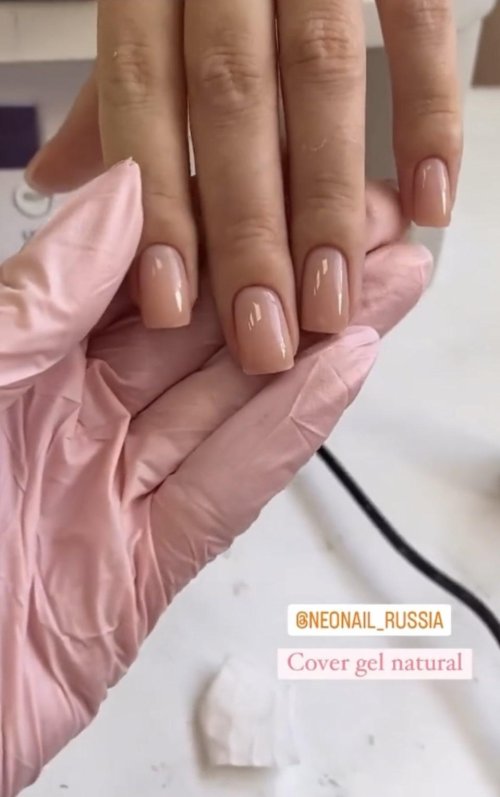 Камуфлирующий маникюр