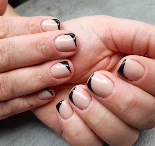 Черный френч на короткие ногти
