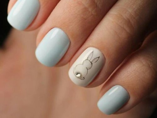 Ногти короткие