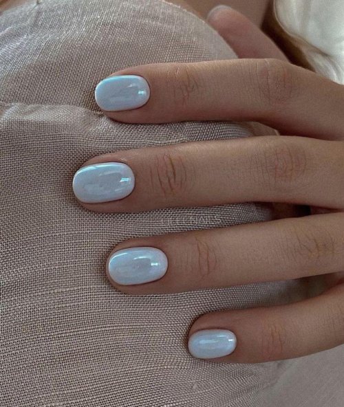 Ногти короткие