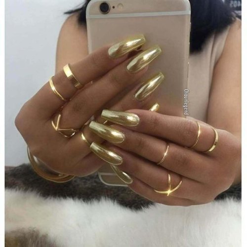 Золотые ногти