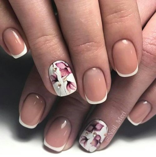 Маникюр на короткие ногти френч