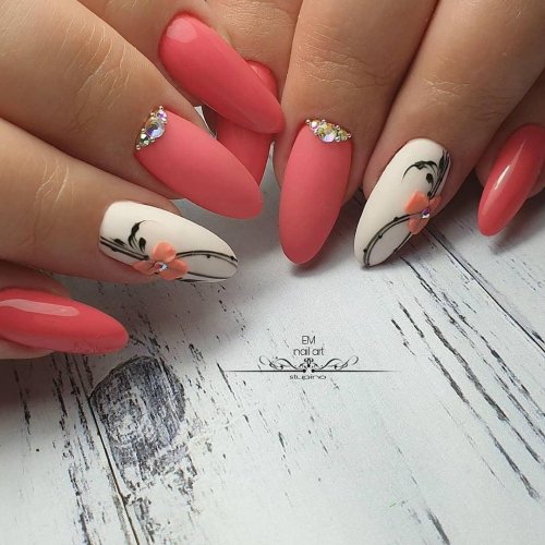 Дизайн ногтей коралловые