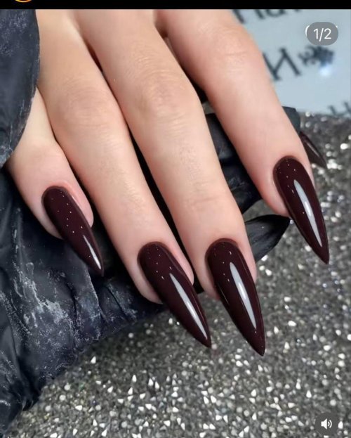 Ногти миндаль длинные коричневые