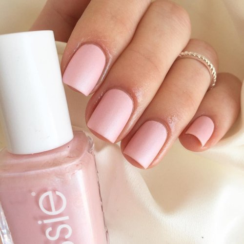 Essie go ginza