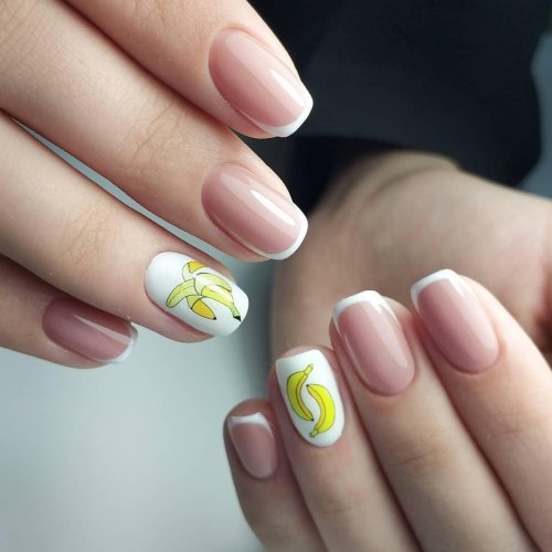 Летний маникюр на короткие квадратные ногти