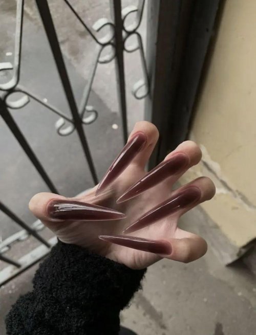 Острые ногти длинные