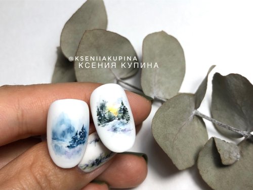 Маникюр акварельный