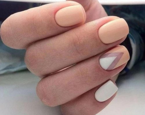 Маникюр на короткие мягкий квадрат