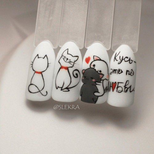 Маникюр с котами
