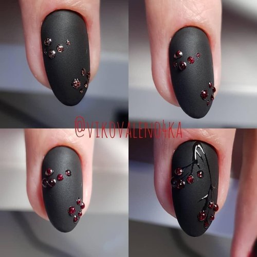 Черные матовые ногти с капельками