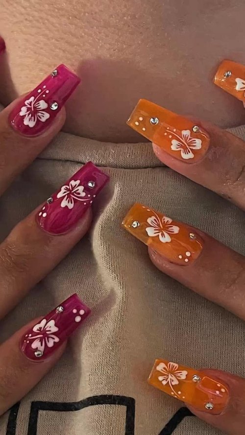 Гавайские ногти маникюр