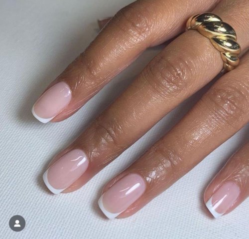 Французский маникюр на короткие