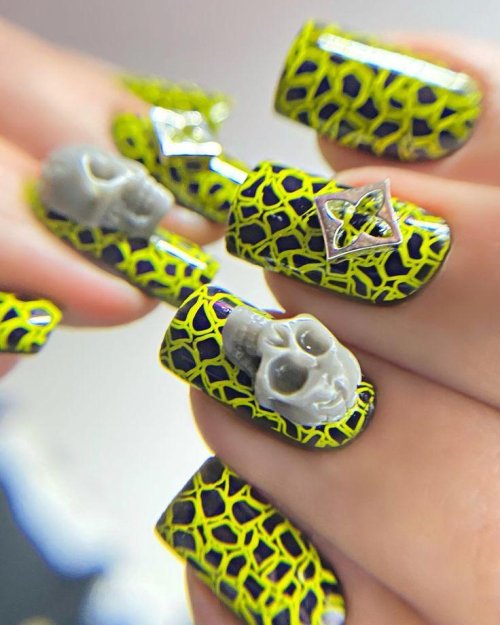 Маникюр