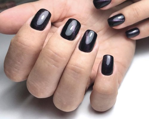 Черный кошачий глаз маникюр
