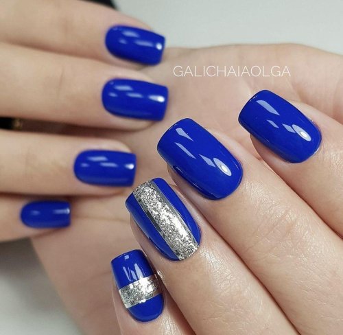 Ногти синие