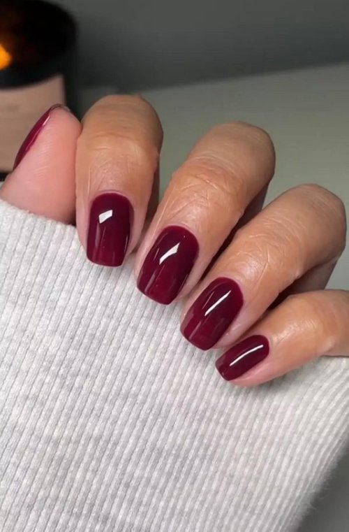 Red manicure