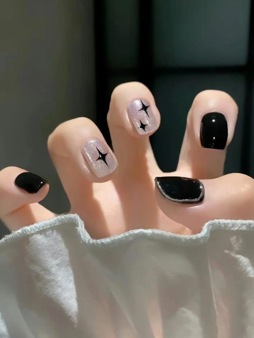 Черные ногти маникюр