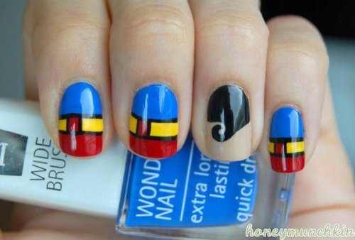Маникюр супермен