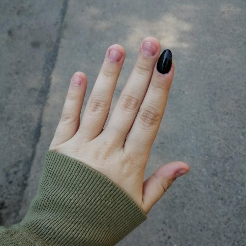 Маникюр геншин импакт