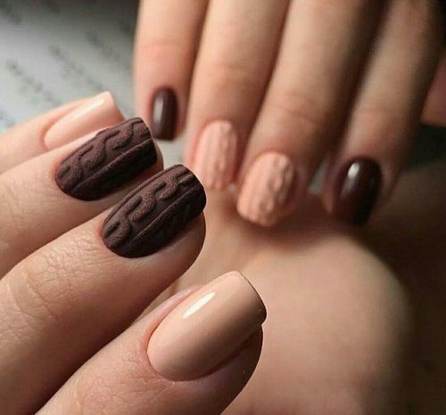 Маникюр в коричневых тонах