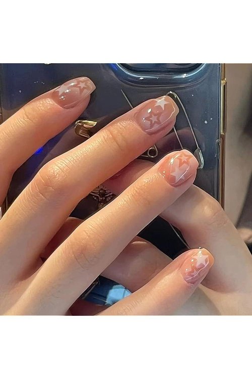 Накладные ногти с дизайном и клеем короткие