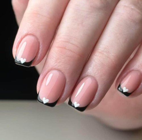 Черный френч на короткие ногти