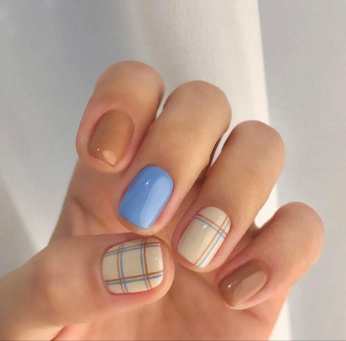 Летние ногти короткие
