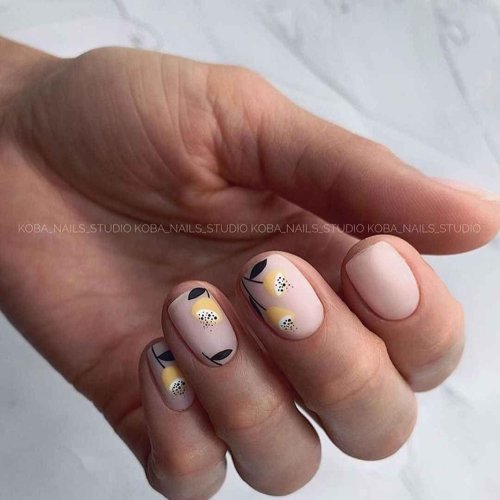 Перепелиный маникюр на короткие ногти