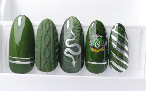Маникюр слизерин