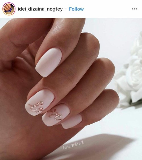 Нежный модный маникюр на короткие ногти