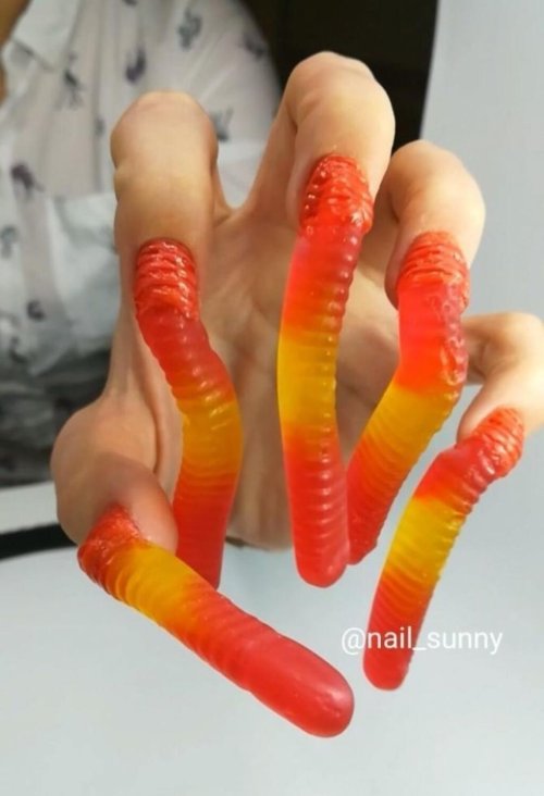 Необычные ногти