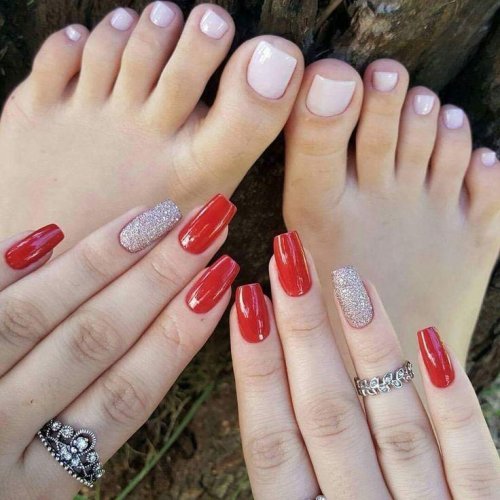 Педикюр коралловый дизайн